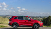MG ZS Hybrid+ Red