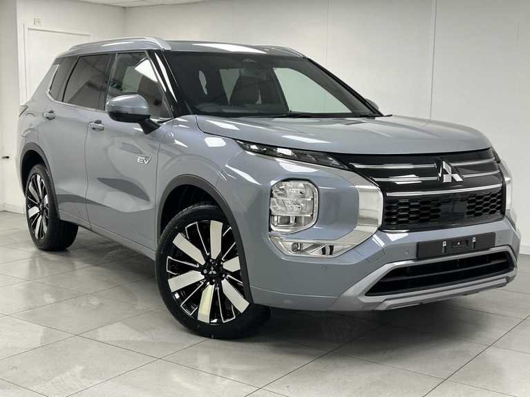 MITSUBISHI Outlander PHEV 2.4 PHEV Diamond 5dr Auto